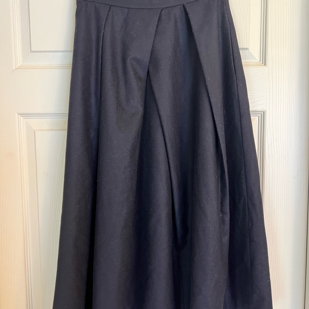 ANN MASHBURN Navy Blue Midi A-Line Pleated Skirt